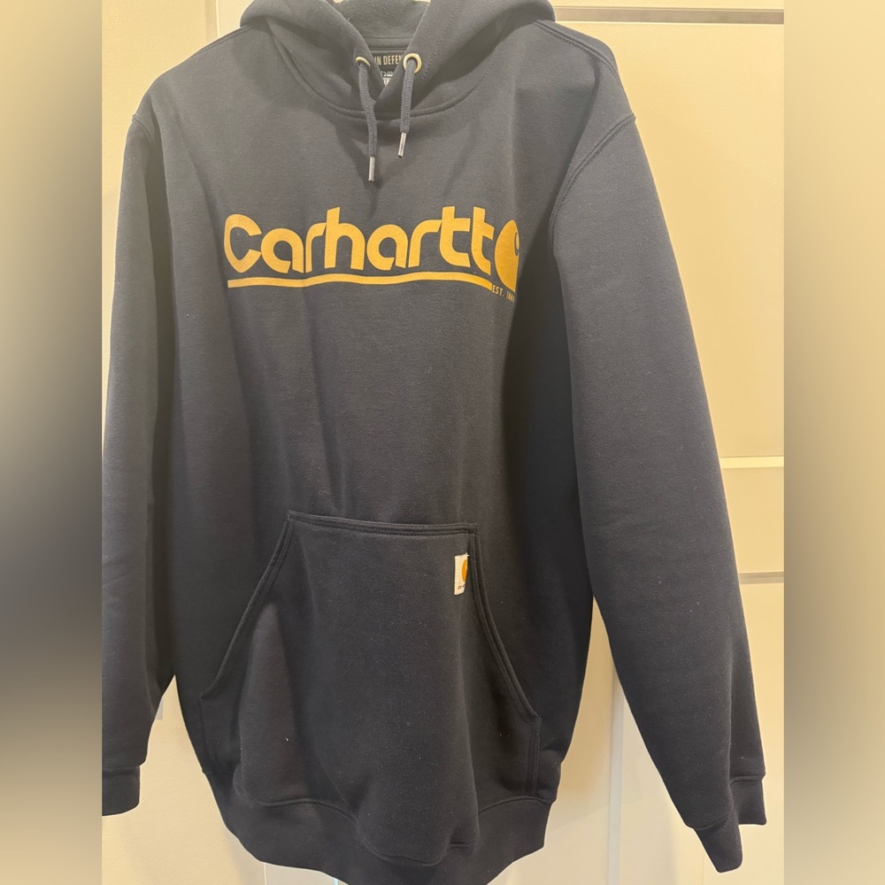 Med Carhartt hoodie